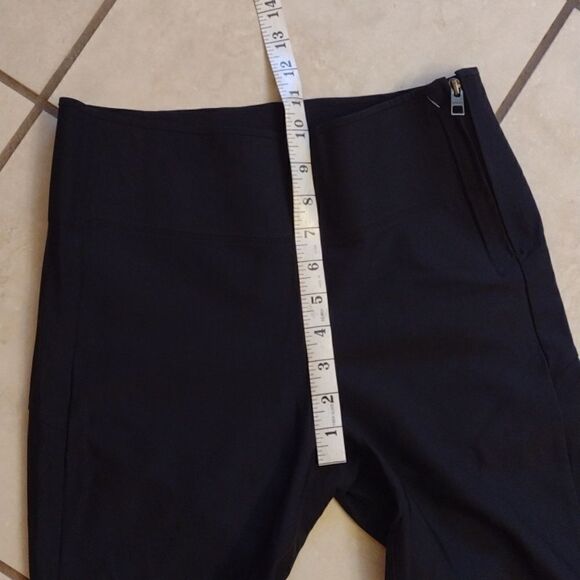 Athleta Interstellar Tight black w split leg size 2 - Picture 5 of 12